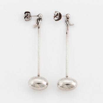 VIVIANNA TORUN BÜLOW-HÜBE, a pair of sterling silver earrings, for Georg Jensen.