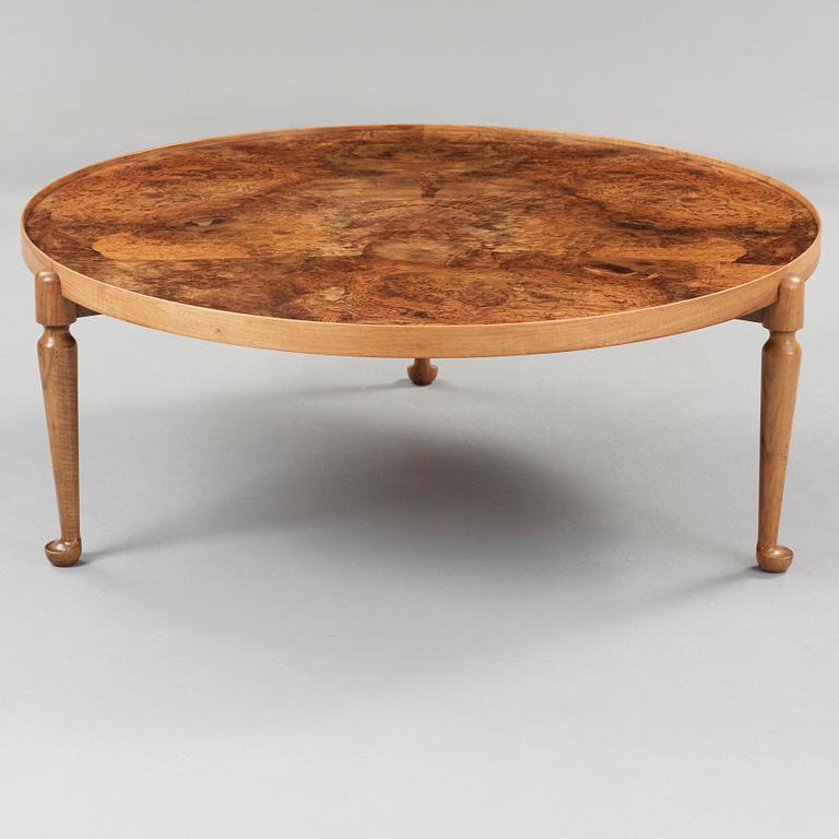 JOSEF FRANK, soffbord, Firma Svenskt Tenn, modell 2139.