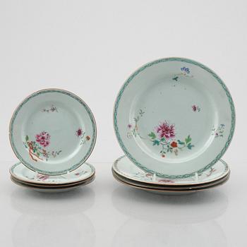 A set of four Famille Rose export porcelain plates and four side plates, China, Qianlong (1736-95).