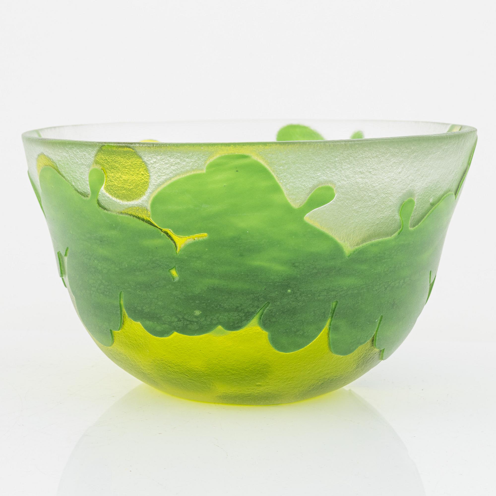Paul Hoff, a glass bowl, Kosta, Sweden.