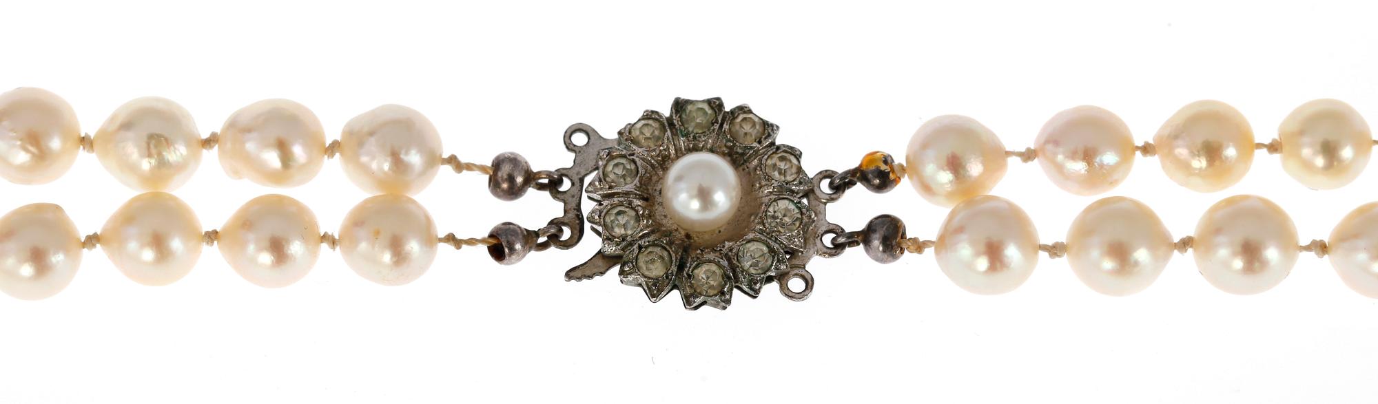 COLLIER, 2-radigt odlade japanska pärlor, ca 7 mm.