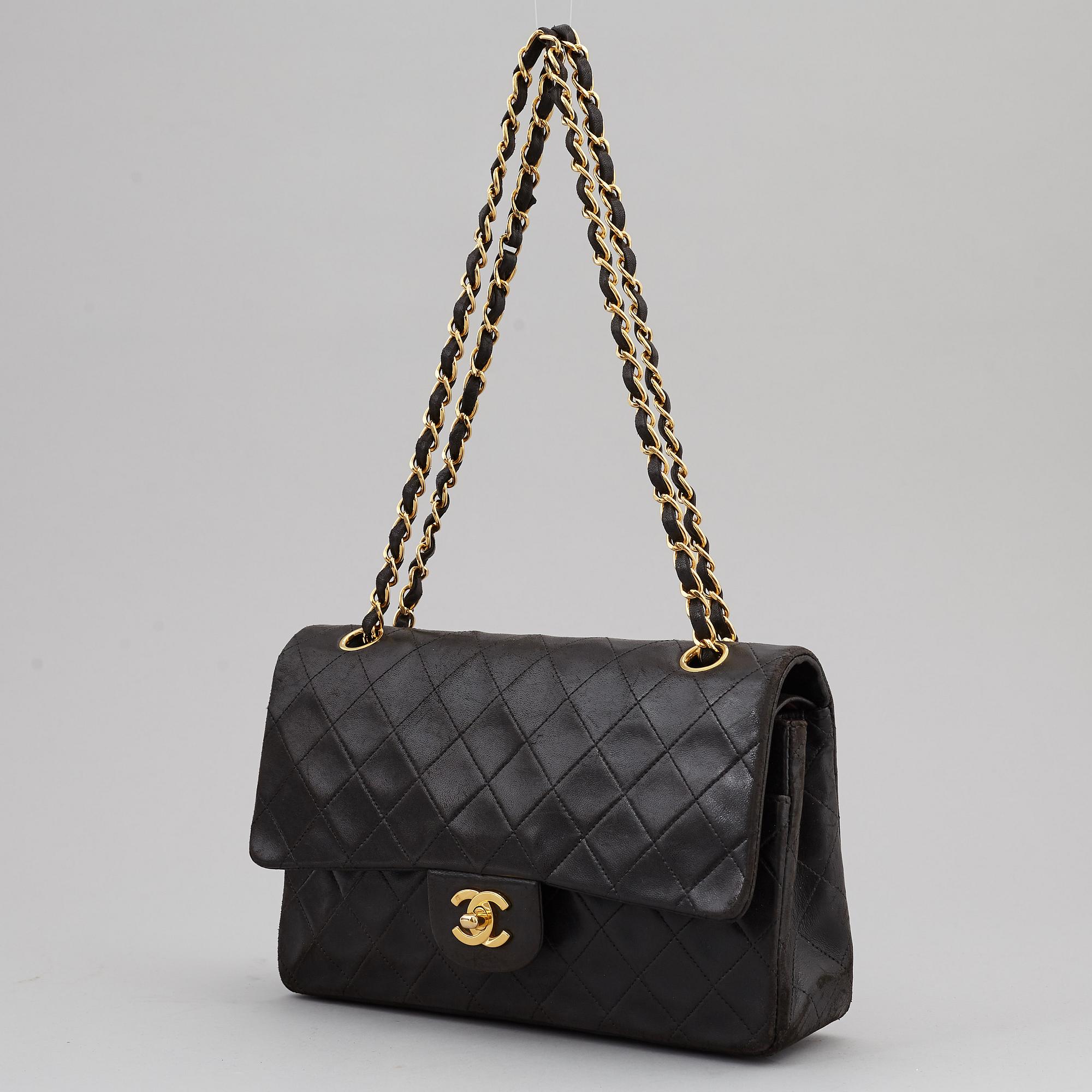 CHANEL, 'Double flap bag', 1997-1999.