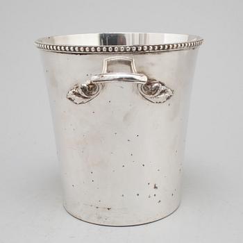 A 20th century champagne cooler.