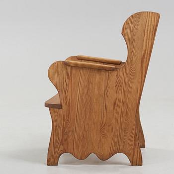 AXEL EINAR HJORTH, fåtölj av betsad furu, "Lovö", Nordiska Kompaniet, 1930-tal.