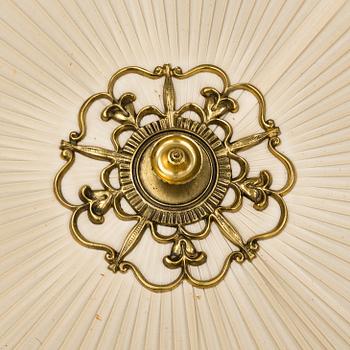 A 1940/50's ceiling light.