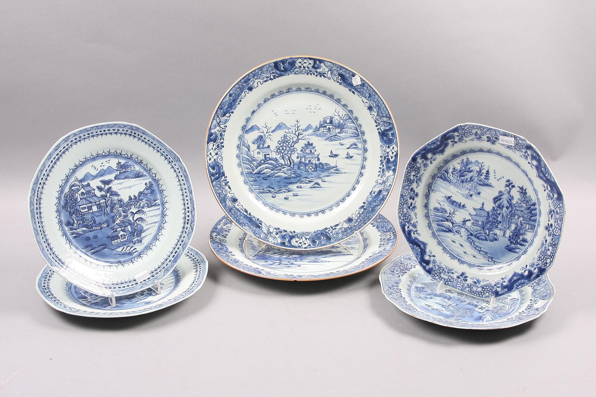 TALLRIKAR, 11 st, porslin, Kina, 1700-1800-tal.