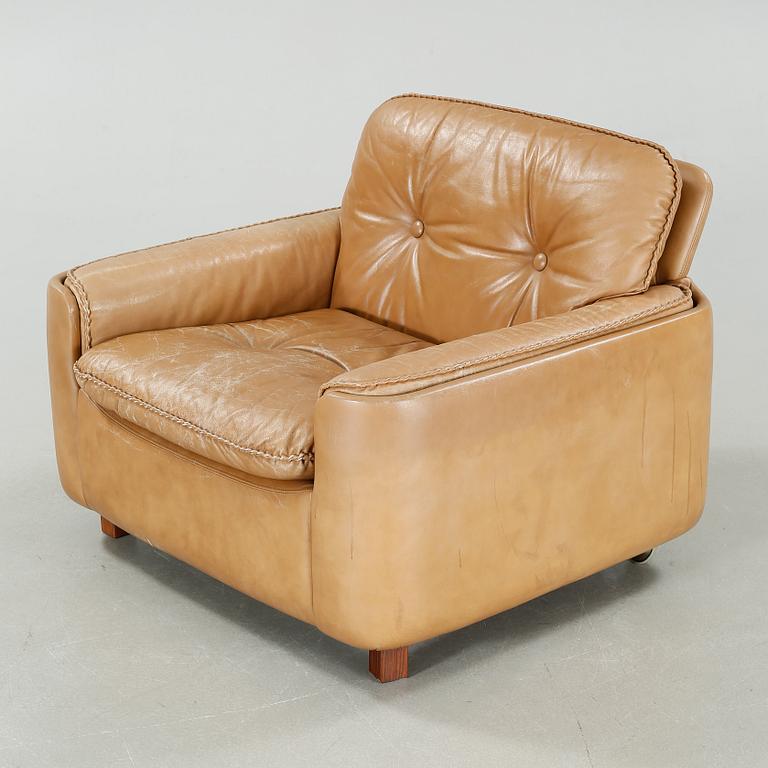 A lounge chair by Vatne Möbler, Norway, from the latter half of the 20th century.