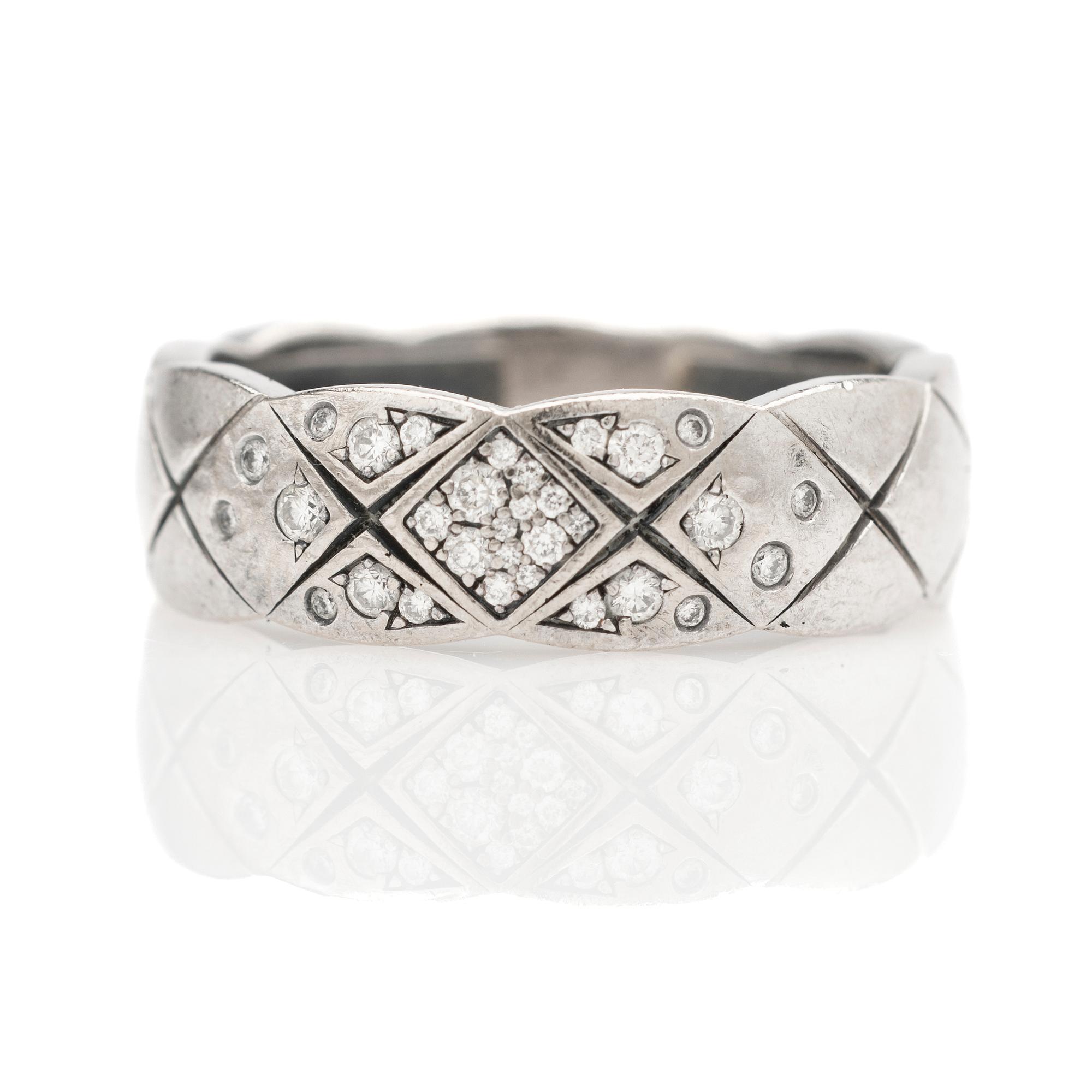 Chanel, Ring, 18K white gold with brilliant-cut diamonds.