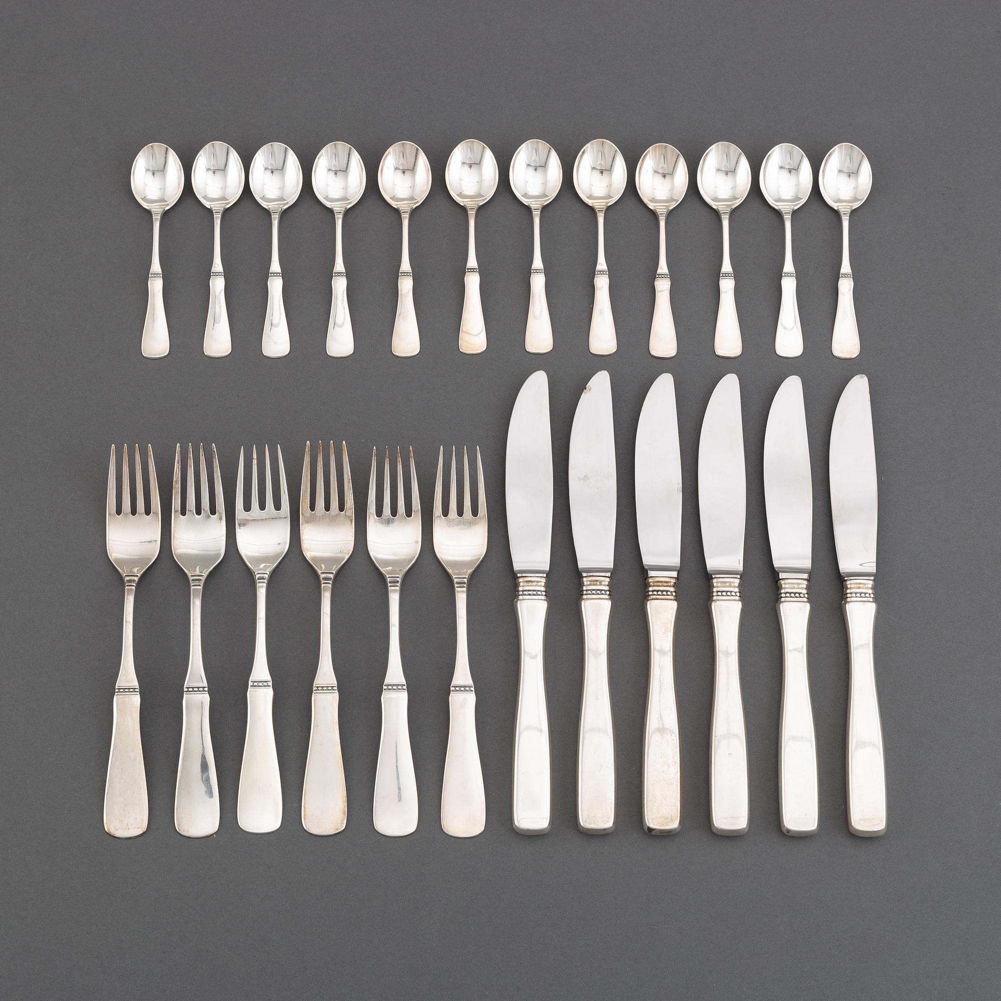 Eric Löfman, a swedish silver cutlery service, model 'Uppsala' (24 pieces). MGAB, Linköping.