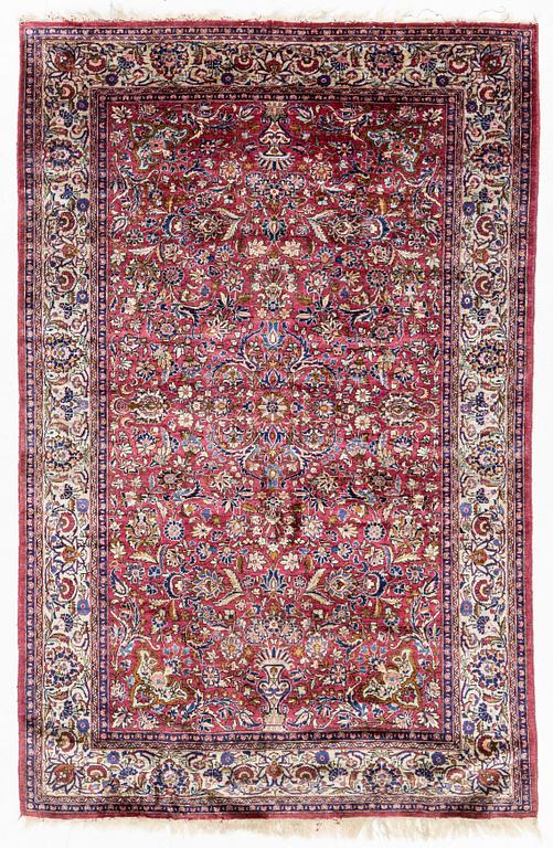 Matta, silke Keshan, ca 209 x 130 cm.