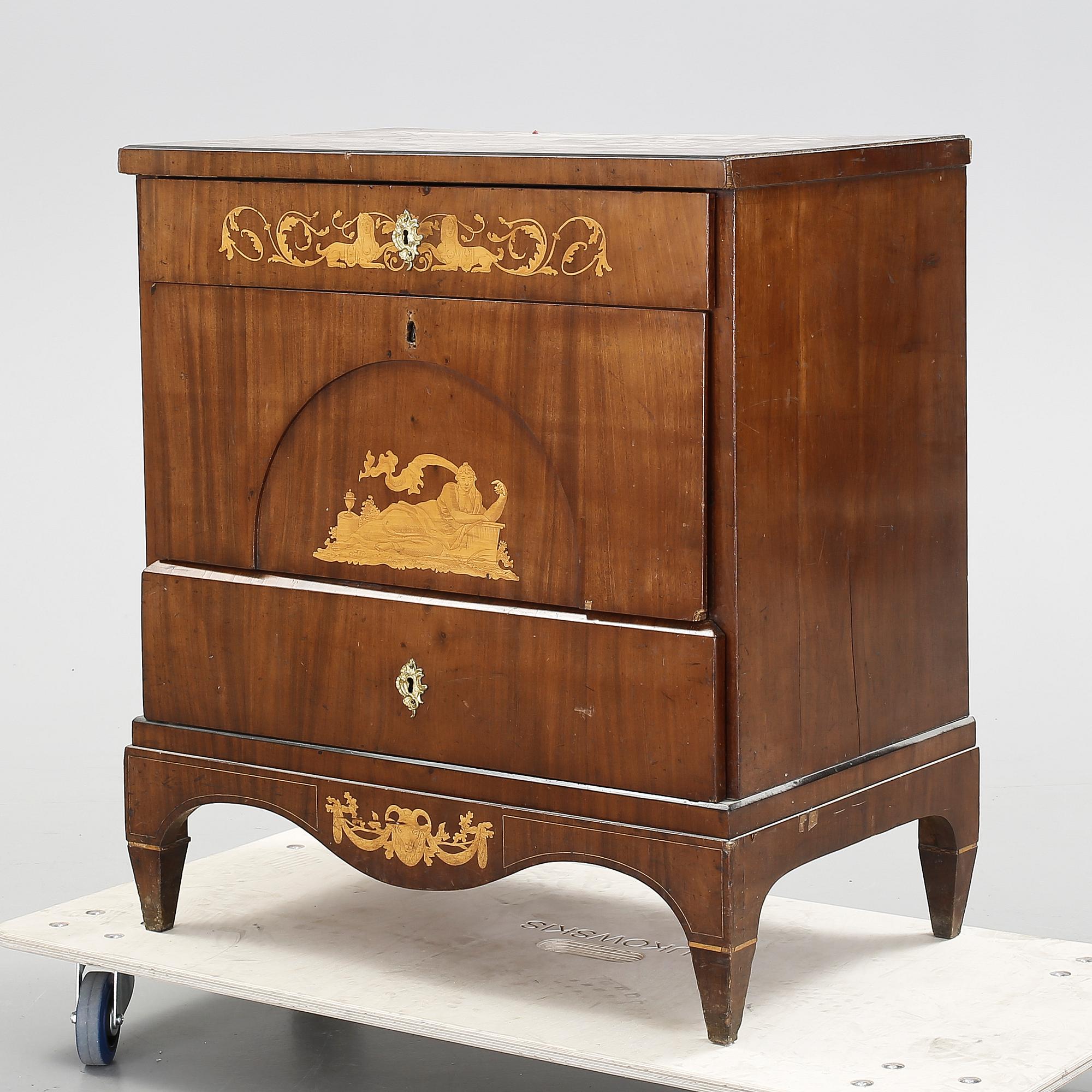 BYRÅ, empire, 1800-talets första hälft.