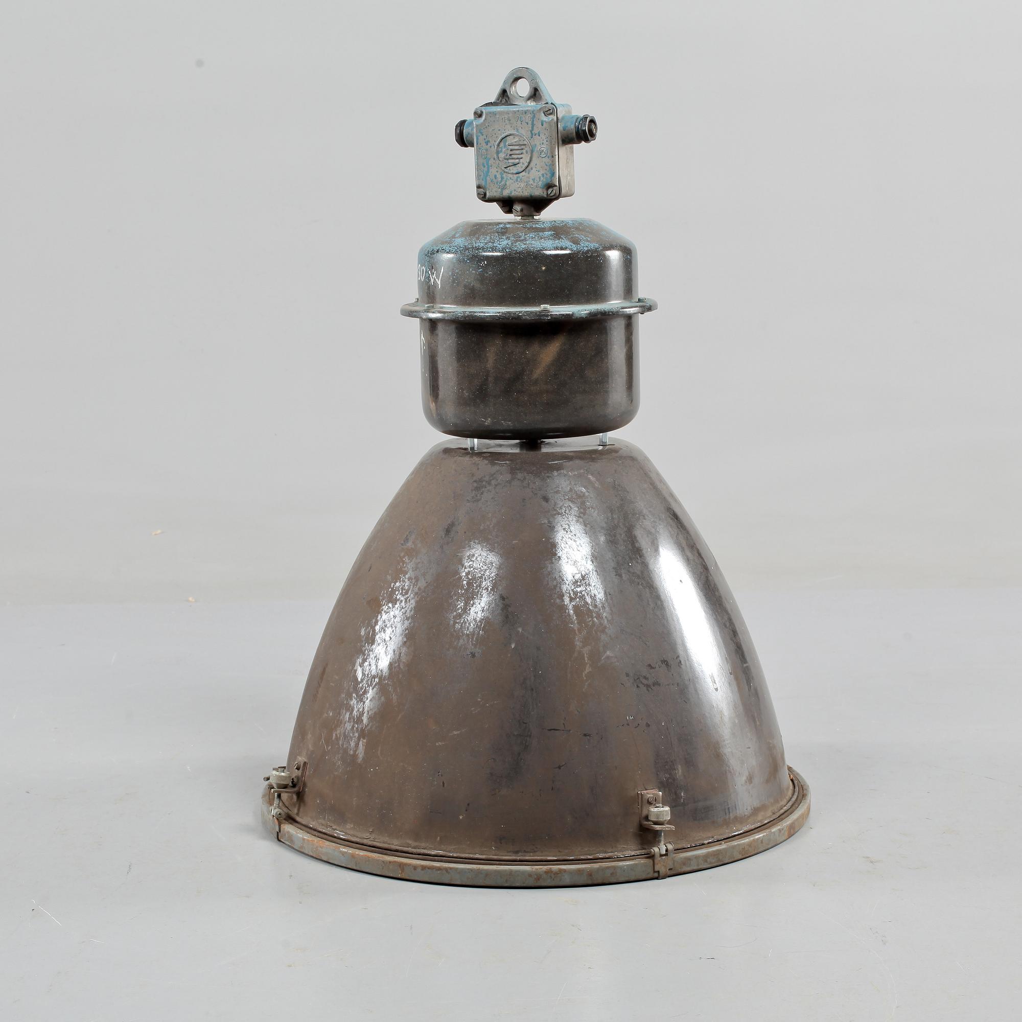 INDUSTRILAMPA, 1900-talets fjärde kvartal. Höjd 76 cm.