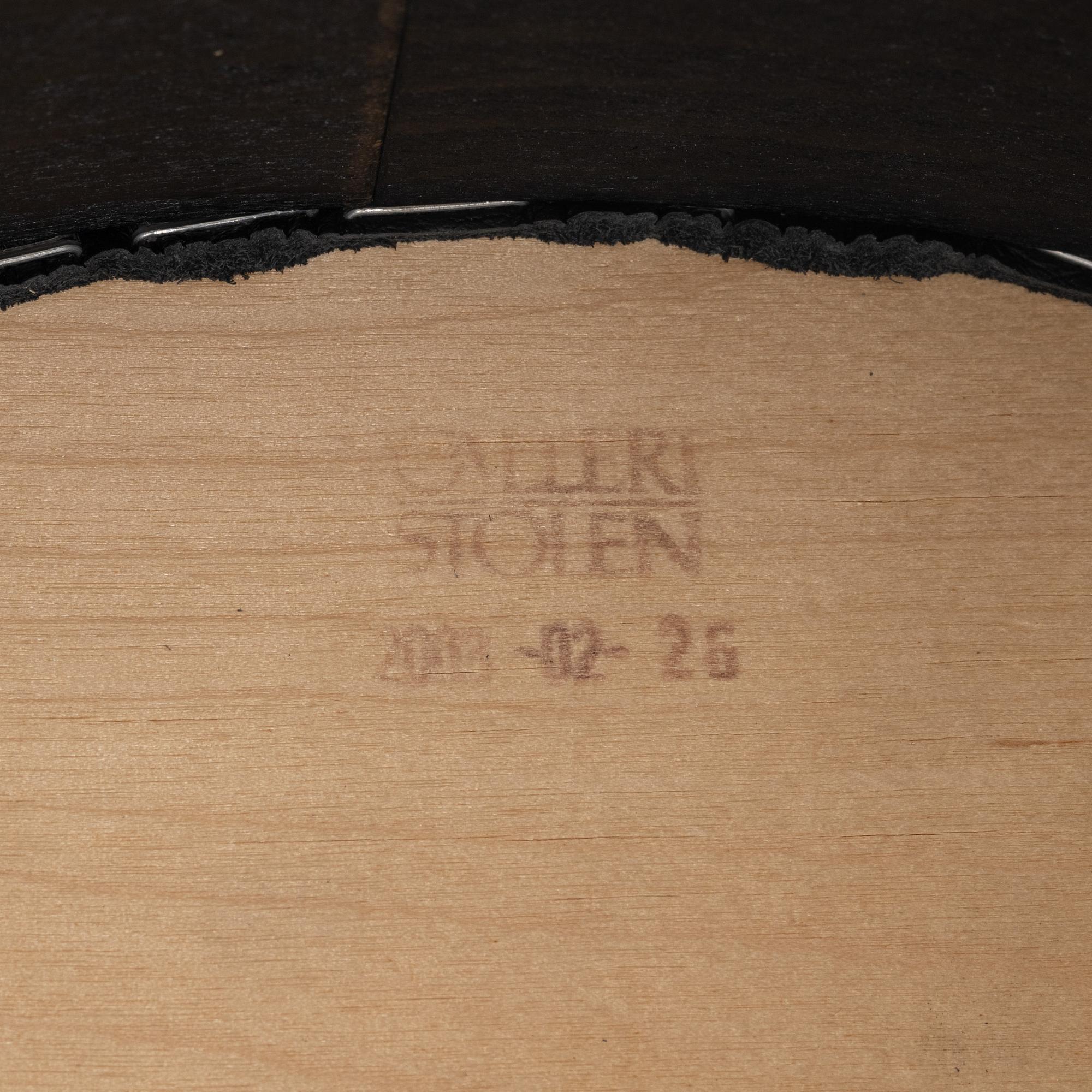 Åke Axelsson, a set of four 'Gästis' chairs, Galleri Stolen, dated 2003.