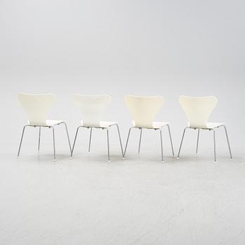 Arne Jacobsen, stolar, 4 st, "Sjuan", Fritz Hansen, Danmark.