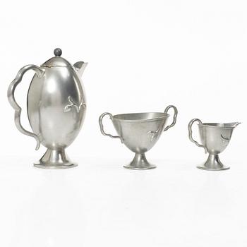 Firma Svenskt Tenn, A pewter coffee service, Stockholm 1927-1931 (3 pieces).