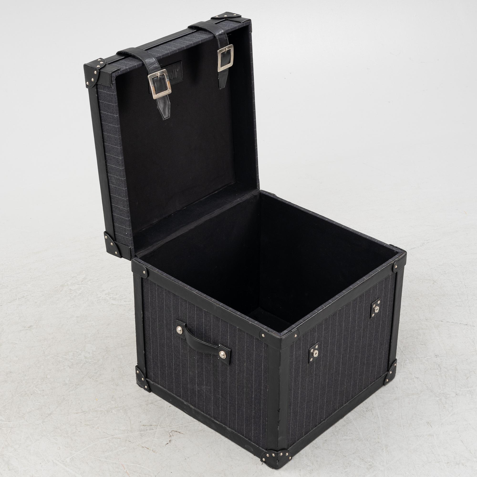 A trunk from Slettvol, 21st century.