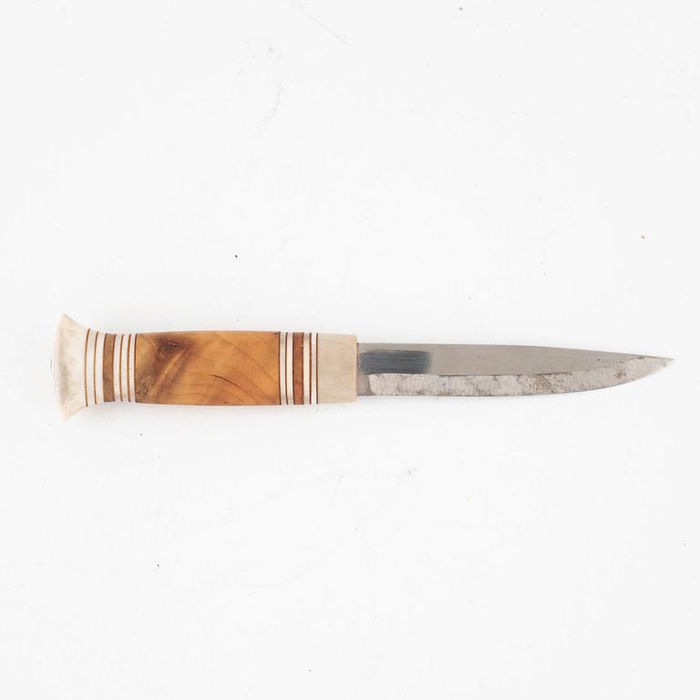 Göte Lindh, half-horn knife, Tärnaby, signed.