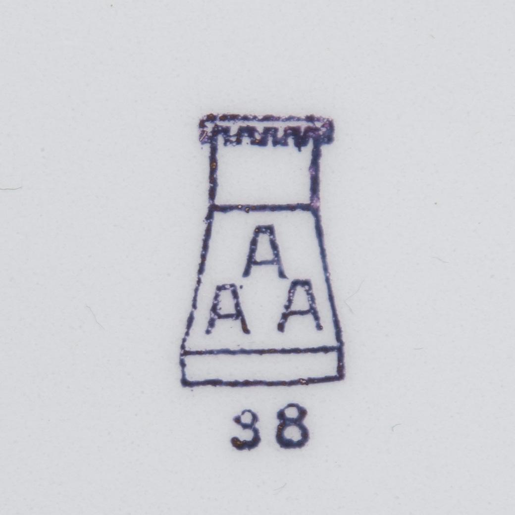 KRÄFTTALLRIKAR 6 st. och SERVERINGSFAT, flintgods, Arabia 1928-49.