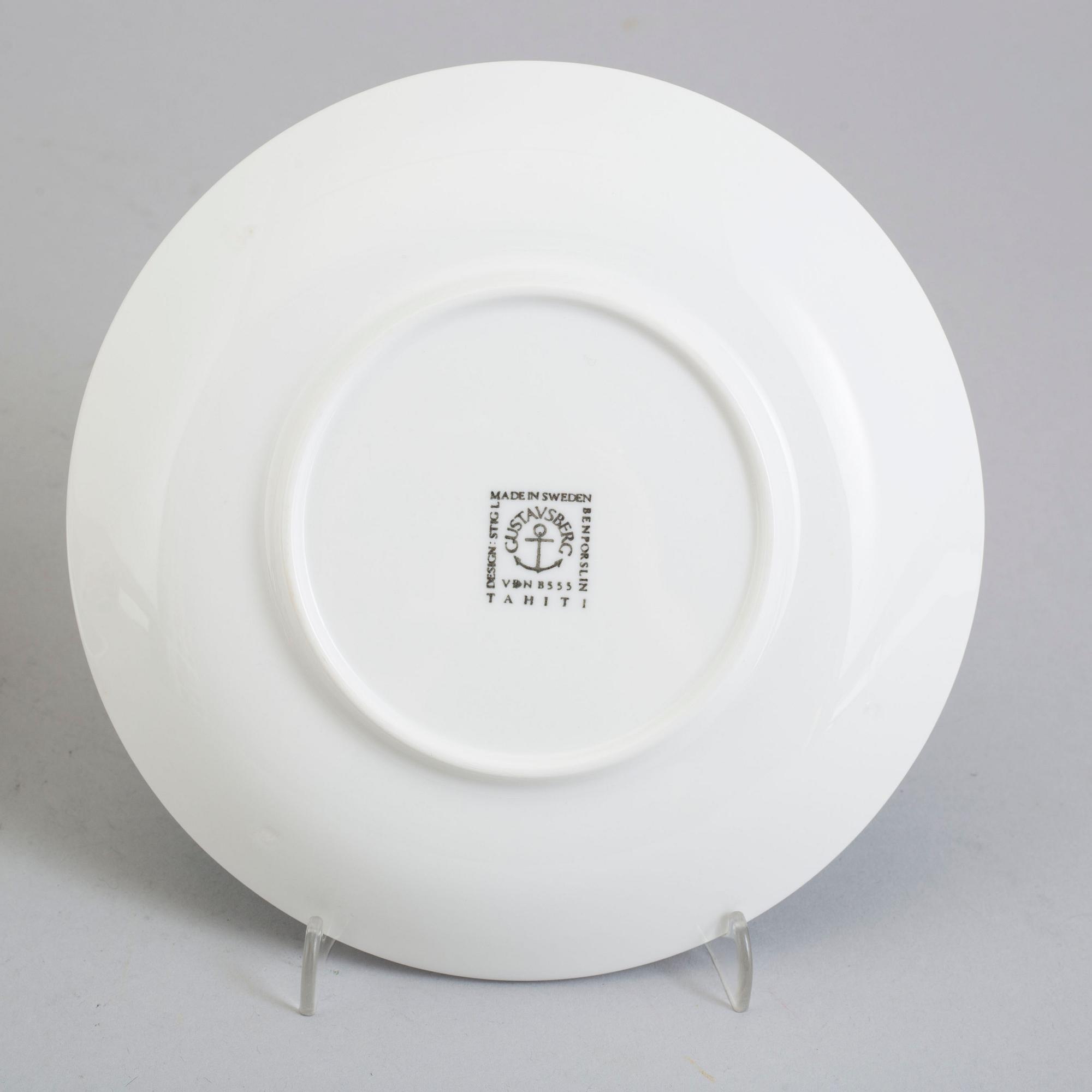 STIG LINDBERG, six 'Tahiti' bone china tea cups and saucers from Gustavsberg, 1970's.