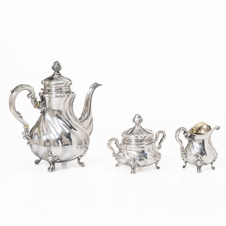 Kaffeservis, 3 delar, silver, rokokostil, Norsk Filigransfabrikk, Oslo, samt med svensk importstämpel 1942.