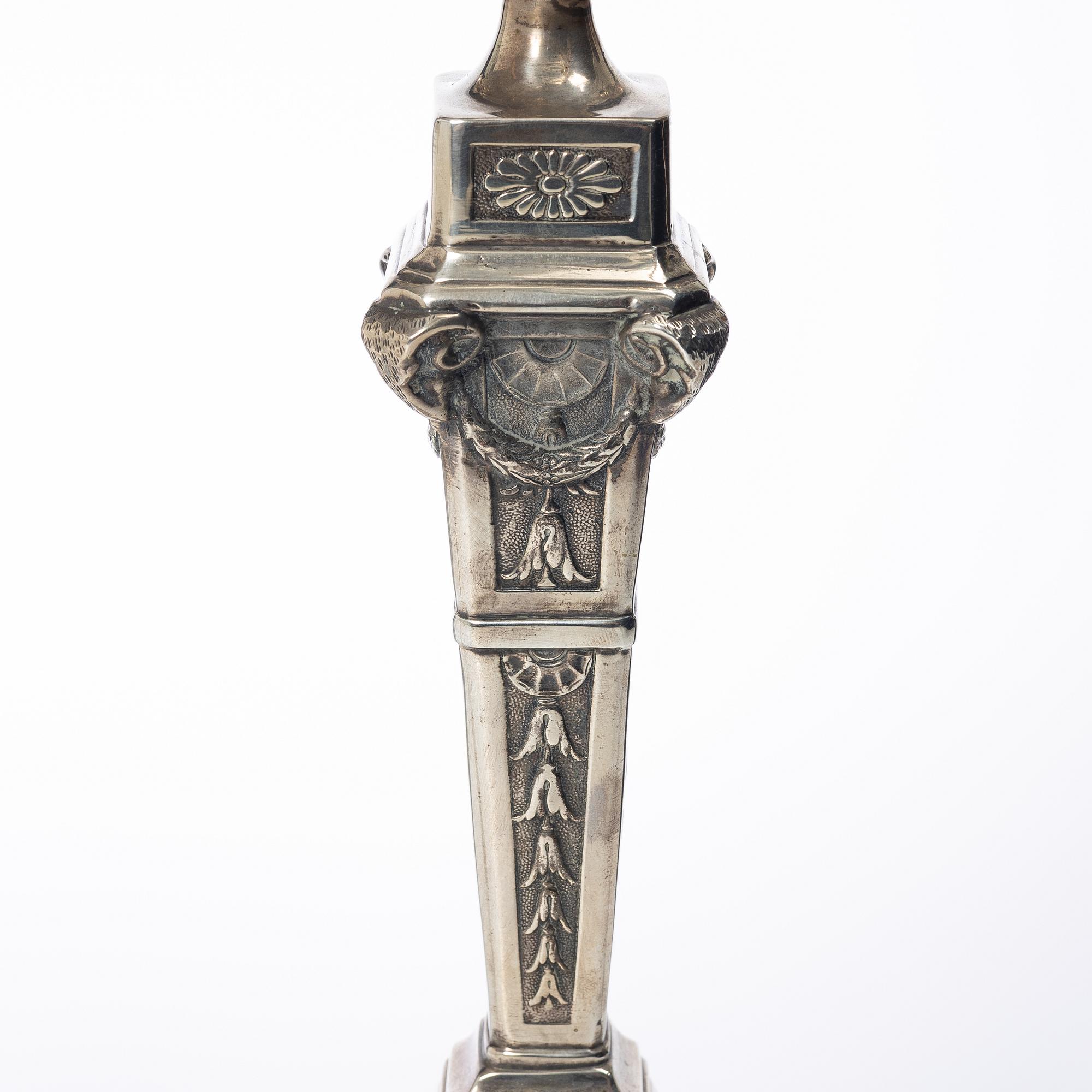 Lale Silverware & Co Ltd, kandelaber, silver, Louis XVI-stil, Istanbul, Turkiet 1900-tal.