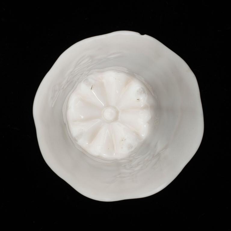 VINBÄGARE, porslin, Kina 1700-tal.