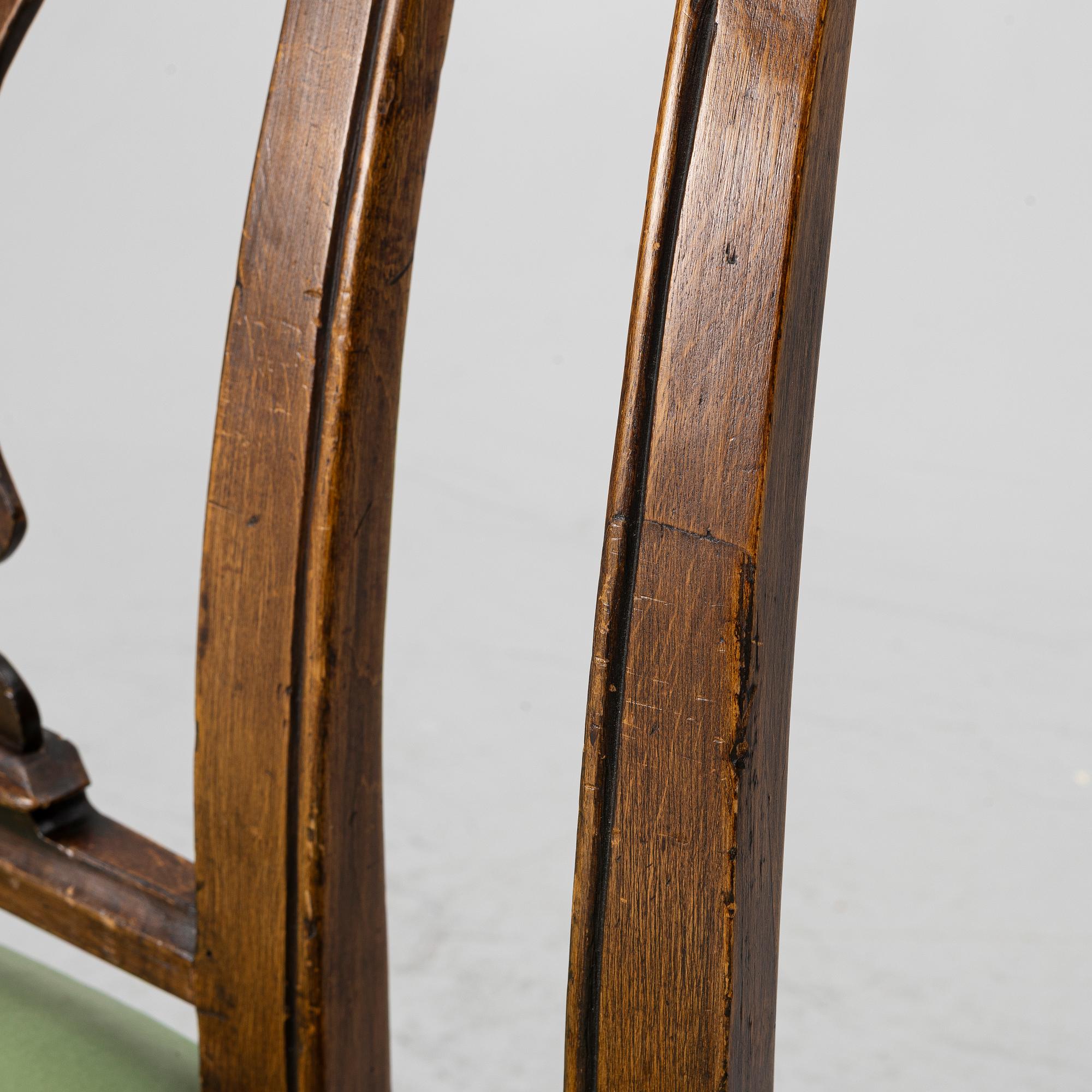 A pair of Swedish late Baroque chairs, Stockholm, mid 18th century,