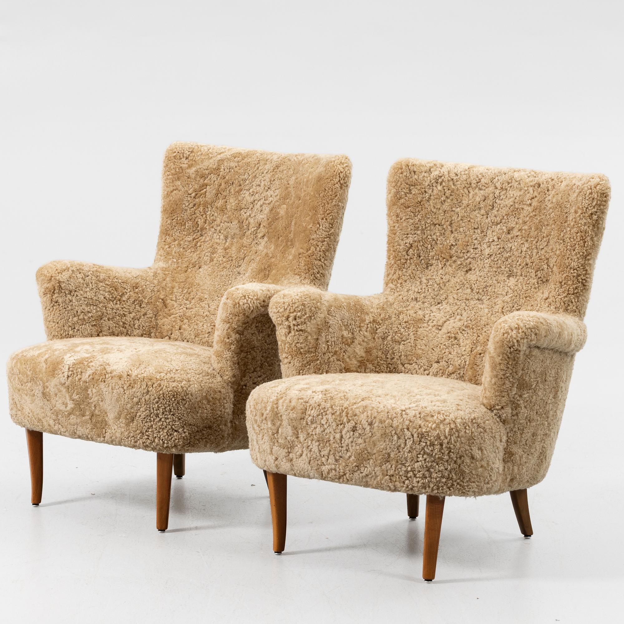 Carl Malmsten, Armchairs, a pair, “Stora Furulid”, O.H. Sjögren, mid-20th century.