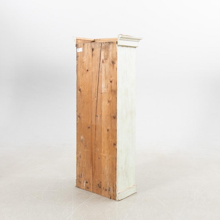 Cabinet, 20th century.