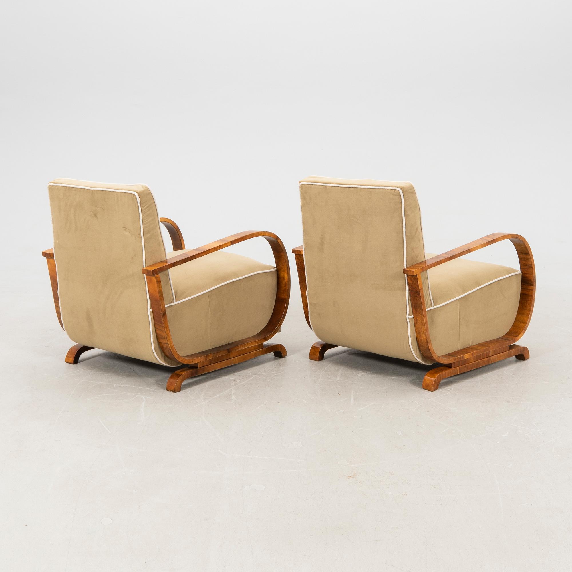 Armchairs, a pair of Art Deco, first half of the 20th century.