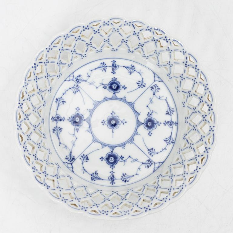 Royal Copenhagen, A 'Blue Fluted Half Lace" 30 pieces breakfast service, 'Musselmalet', partly 1889-1922 but also post 1923.