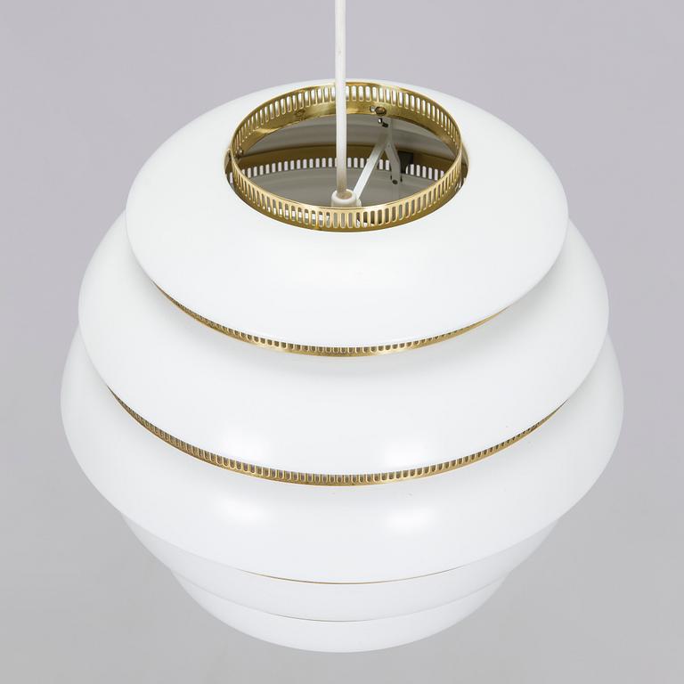 Alvar Aalto, ceiling lamp, "Beehive" A331, Valaisinpaja / Artek, late 20th century.