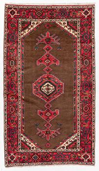 Matta, Hamadan, ca 269 x 159 cm.