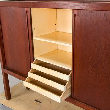 Carl Gustaf Hiort af Ornäs, a mid-20th-century cupboard 'Näyttely- astiakaappi' for HMN Huonekalu Mikko Nupponen, Lahti,.