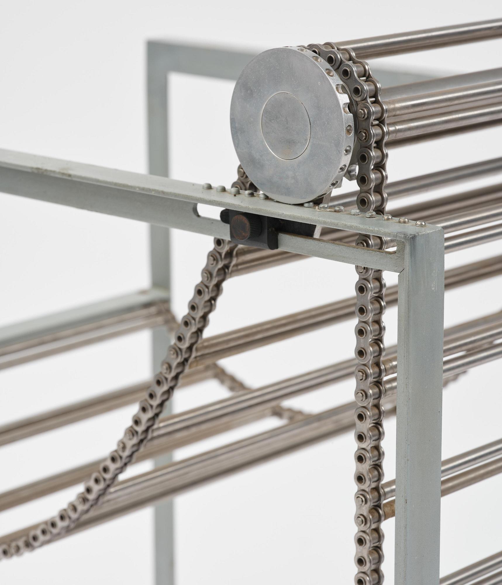 Paolo Pallucco, & Mireille Rivier, fåtölj, "Barba D'Argento", Pallucco, Italien, efter 1986.