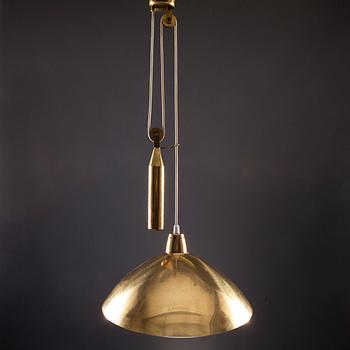 TAKLAMPA, märkt Itsu, 1900-talets mitt. Skärmens höjd 20 cm.