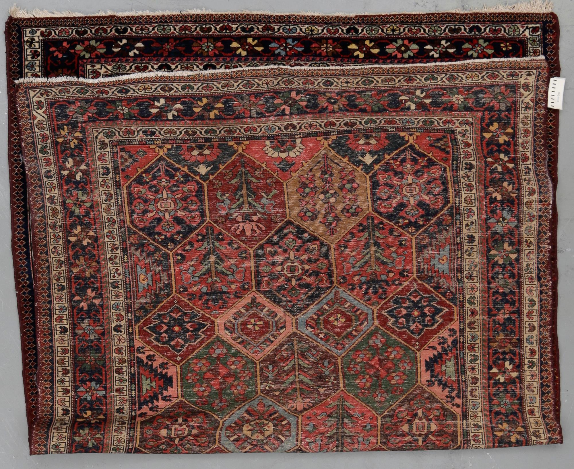 MATTA, semiantik Bachtiari, ca 245x161 cm.
