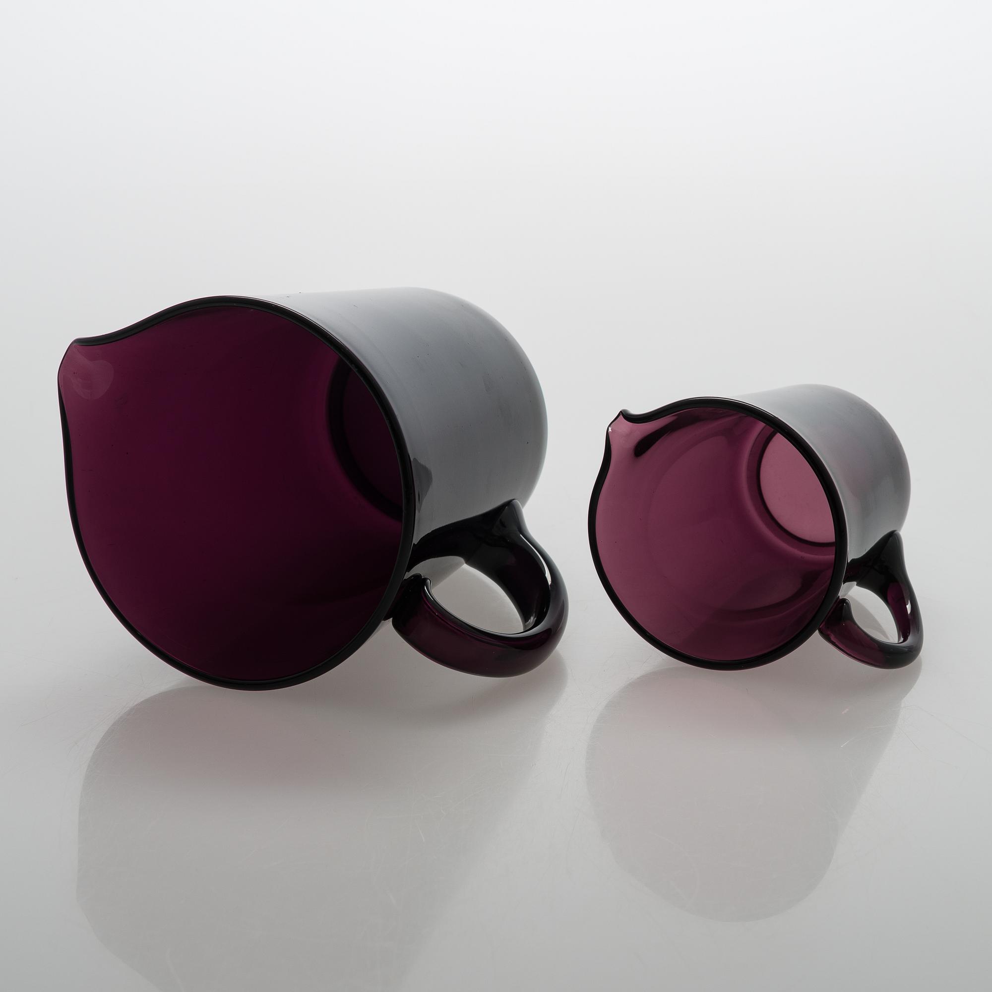 Mid 20th century dinking glasses 10+6 an d two jugs among other Iittala.