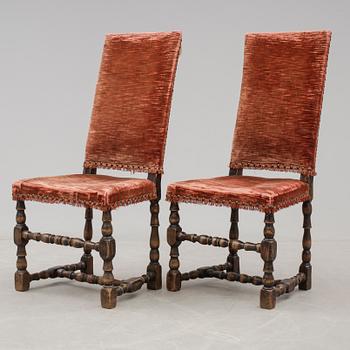 STOLAR, ett par, barock, 1700-tal.