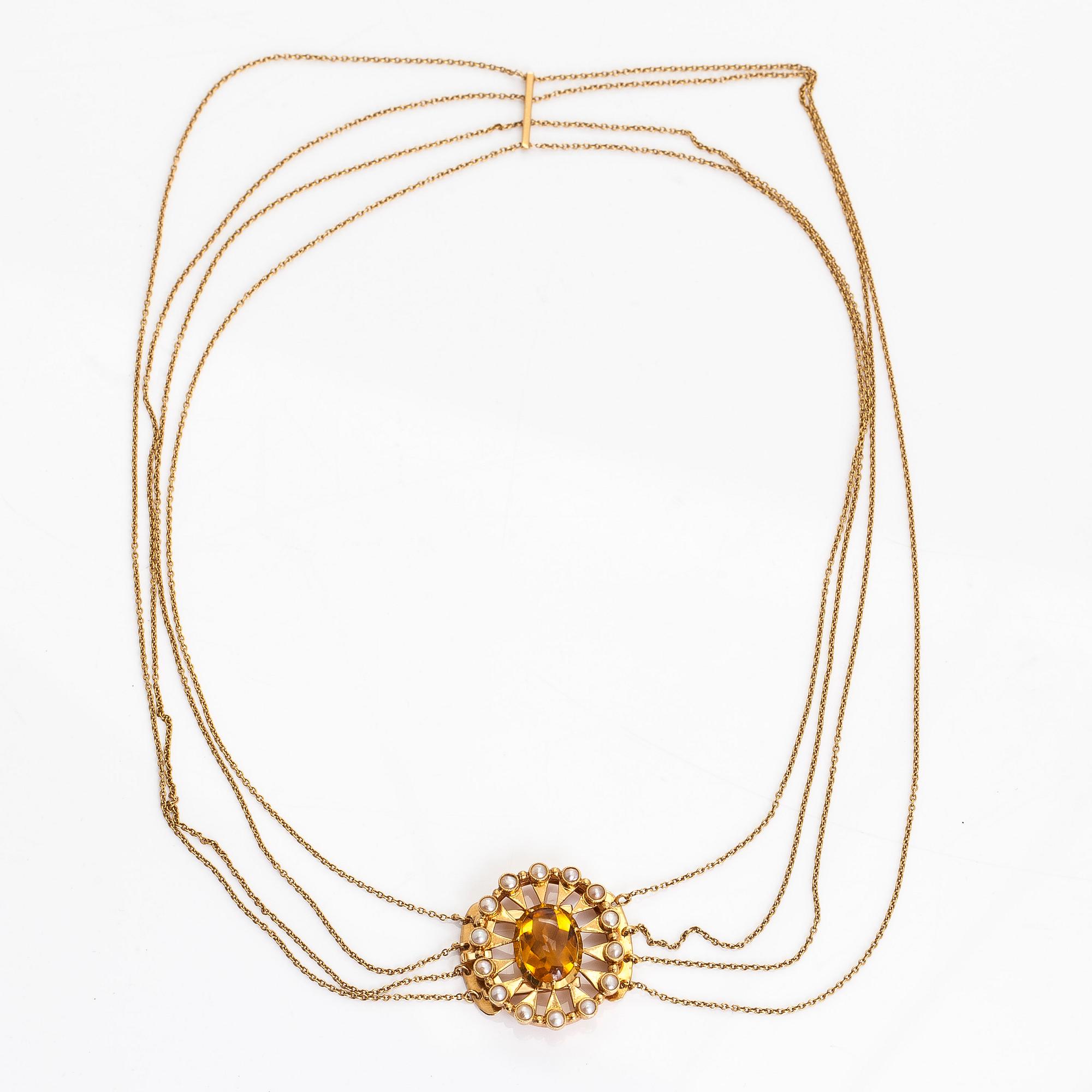 An 18K gold necklace, clasp with a citrine and pearls, Swedish hallmarks 1920.