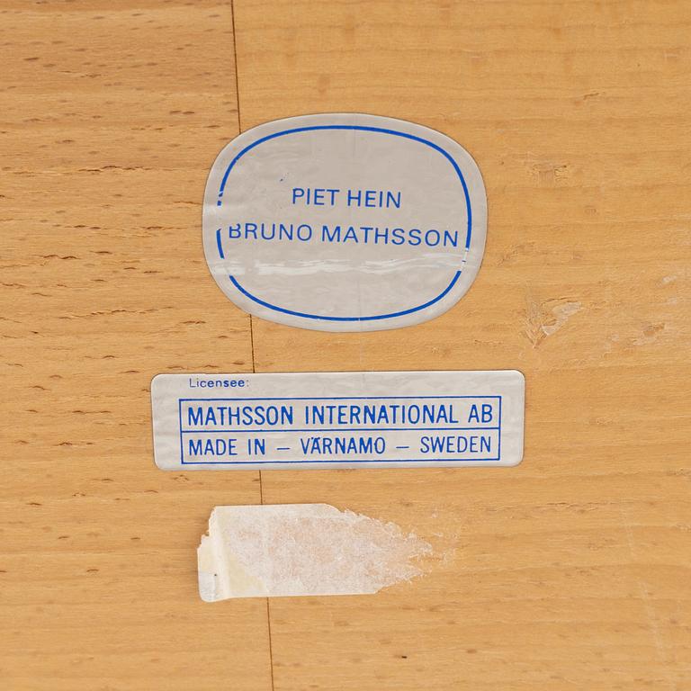 Bruno Mathsson & Piet Hein, dining table, "Superellipse", Mathsson International, Värnamo, Sweden.