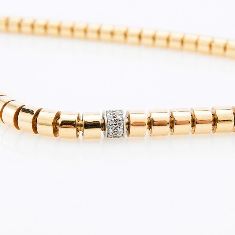 Collier, 18K röd och vitguld med diamanter.