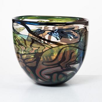 Eva Englund, A graal glass vase, Orrefors Gallery, Sweden, 1987.
