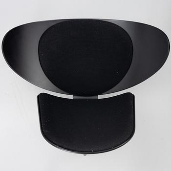 Hans J. Wegner, Fåtöljer, ett par, CH07, "Shell Chair", Carl Hansen, Danmark.
