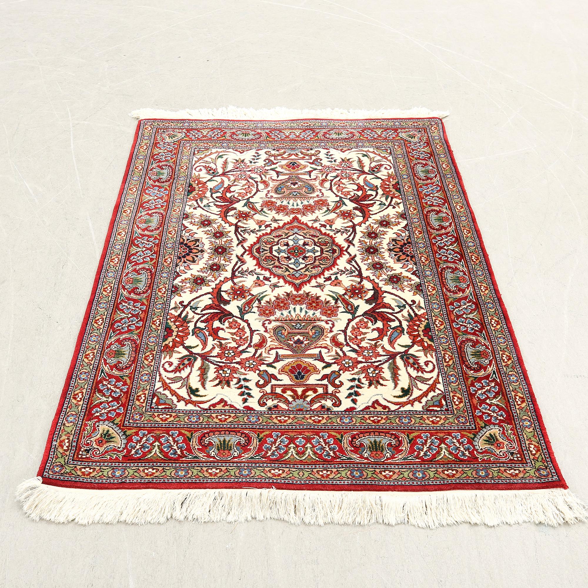 Carpet Isfahan old approx. 138x100 cm.