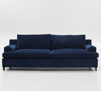 A 'Sussex' sofa, Slettvoll, Norway.