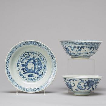 A group of three blue and white bowls, Ming dynasty (1368-1644).