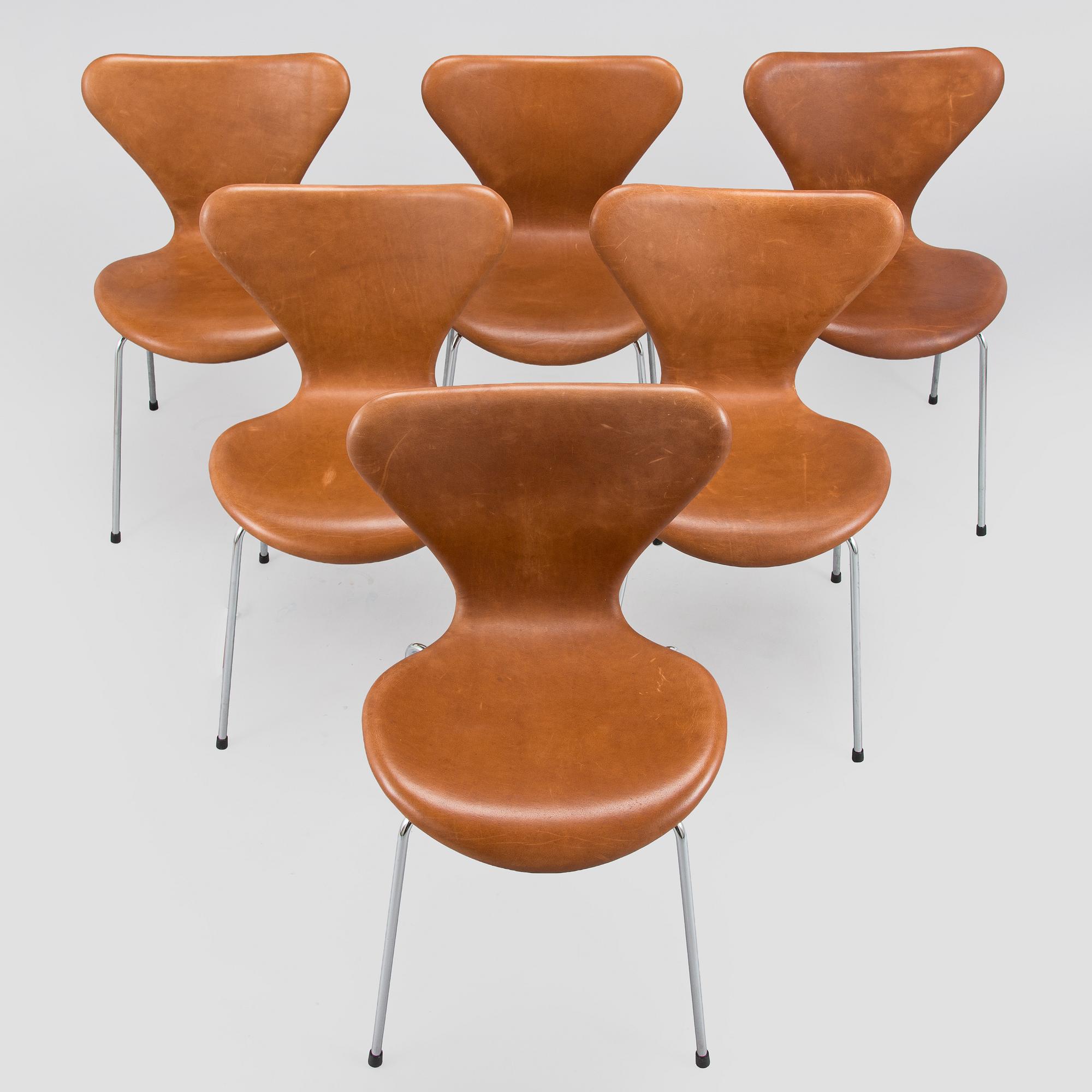 Arne Jacobsen, six "Seven" chairs, Fritz Hansen, Denmark late 20th century.