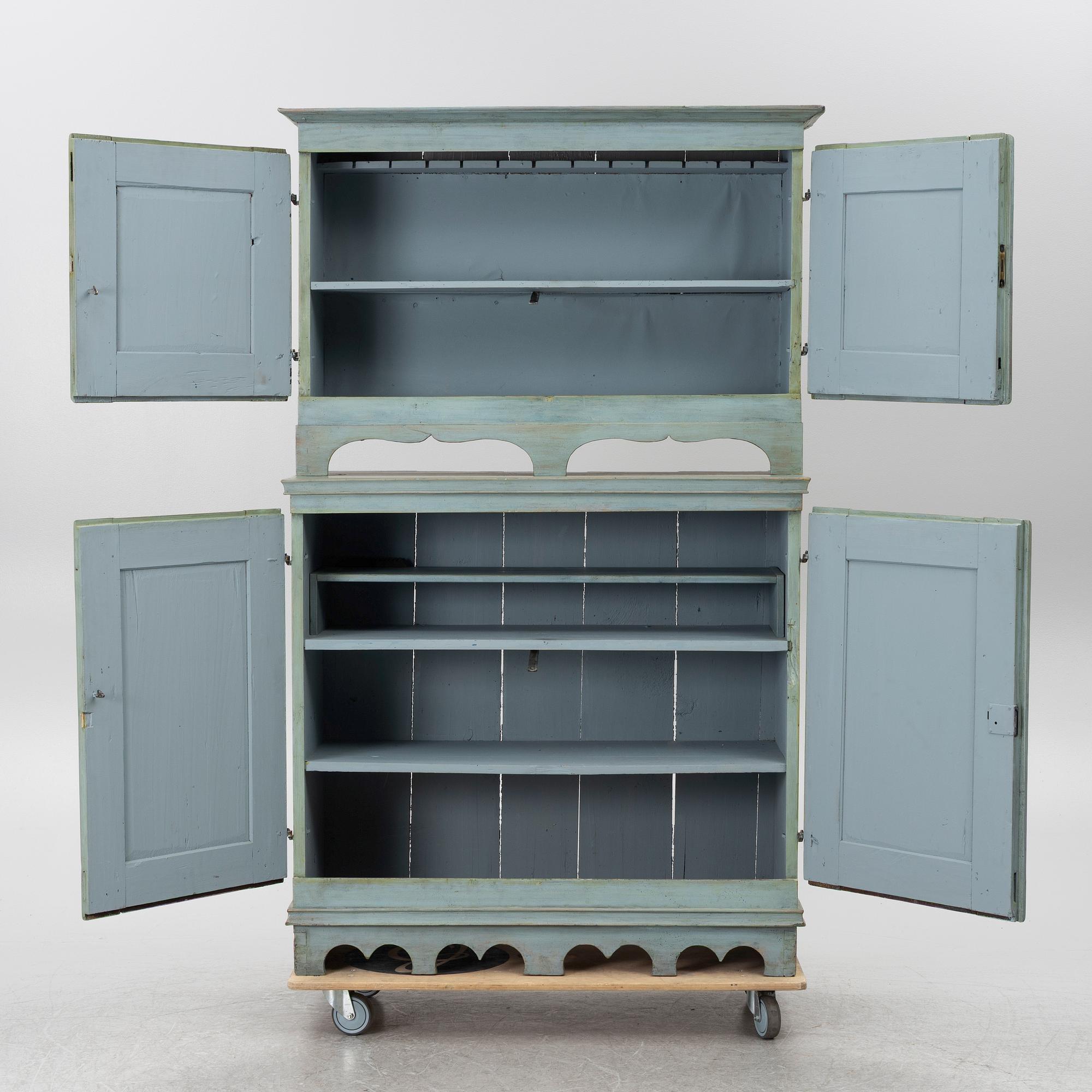 Cabinet, 17th/18th century.
