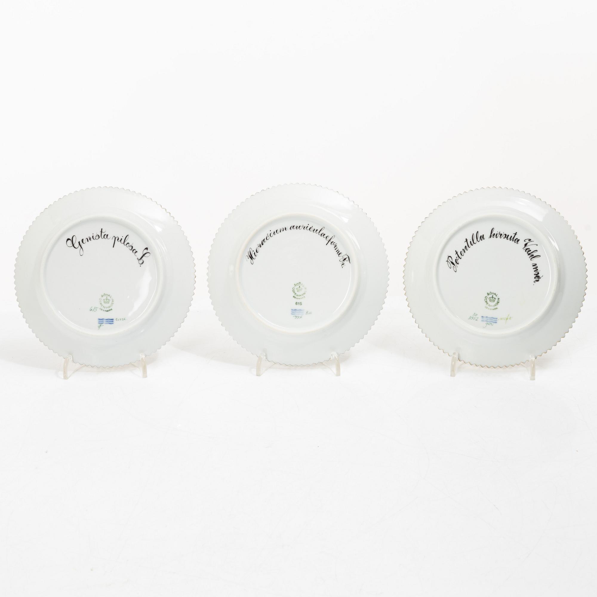 Royal Copenhagen, nine fruit plates, 'Flora Danica', Denmark.